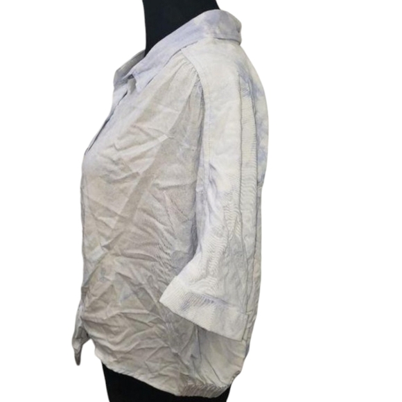 Ultra Flirt Short Sleeve Front Tie Blouse. Size XL Juniors. Blue/White. NWT. - Picture 3 of 5